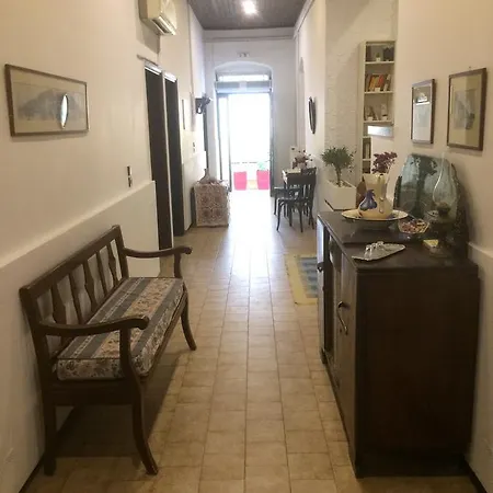 Guest house Gythion Traditional 2*